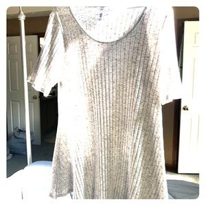 Sold! LulaRoe XL Perfect T